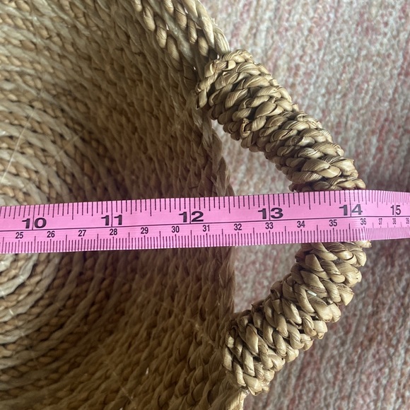 Basket - Picture 6 of 9